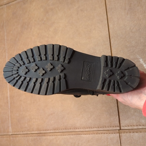 Black Combat Style Boots - Picture 4 of 5